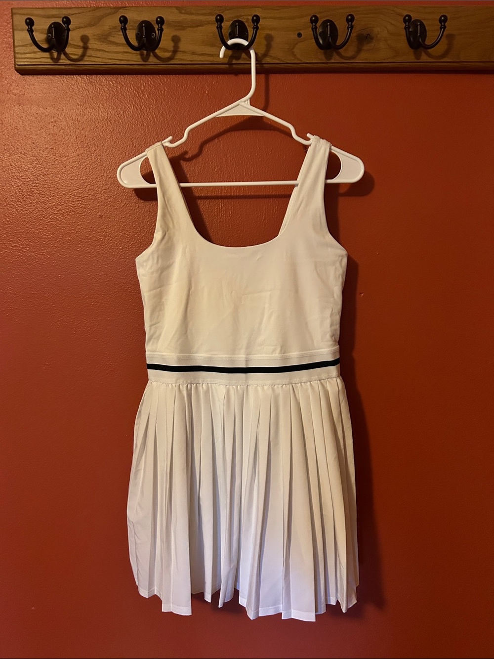 all in motion White Pleated Athletic Dress with shorts Size Medium